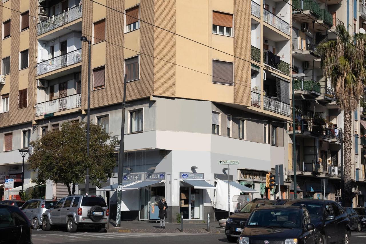 Famalu Apartments Napoli Exterior foto